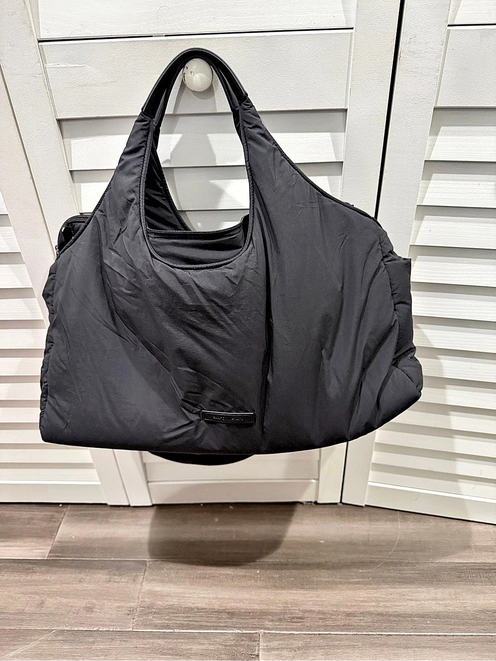 Dagne Dover Curved Lines Large Duffle Bag 29.5L Black